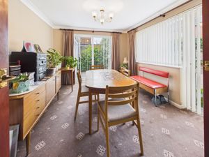 DINING ROOM- click for photo gallery